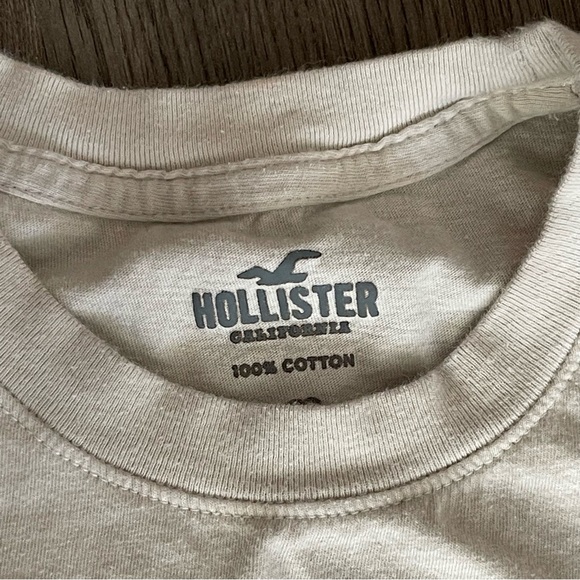 BARBIE X HOLLISTER Car Graphic Tee T-Shirt - Picture 5 of 6